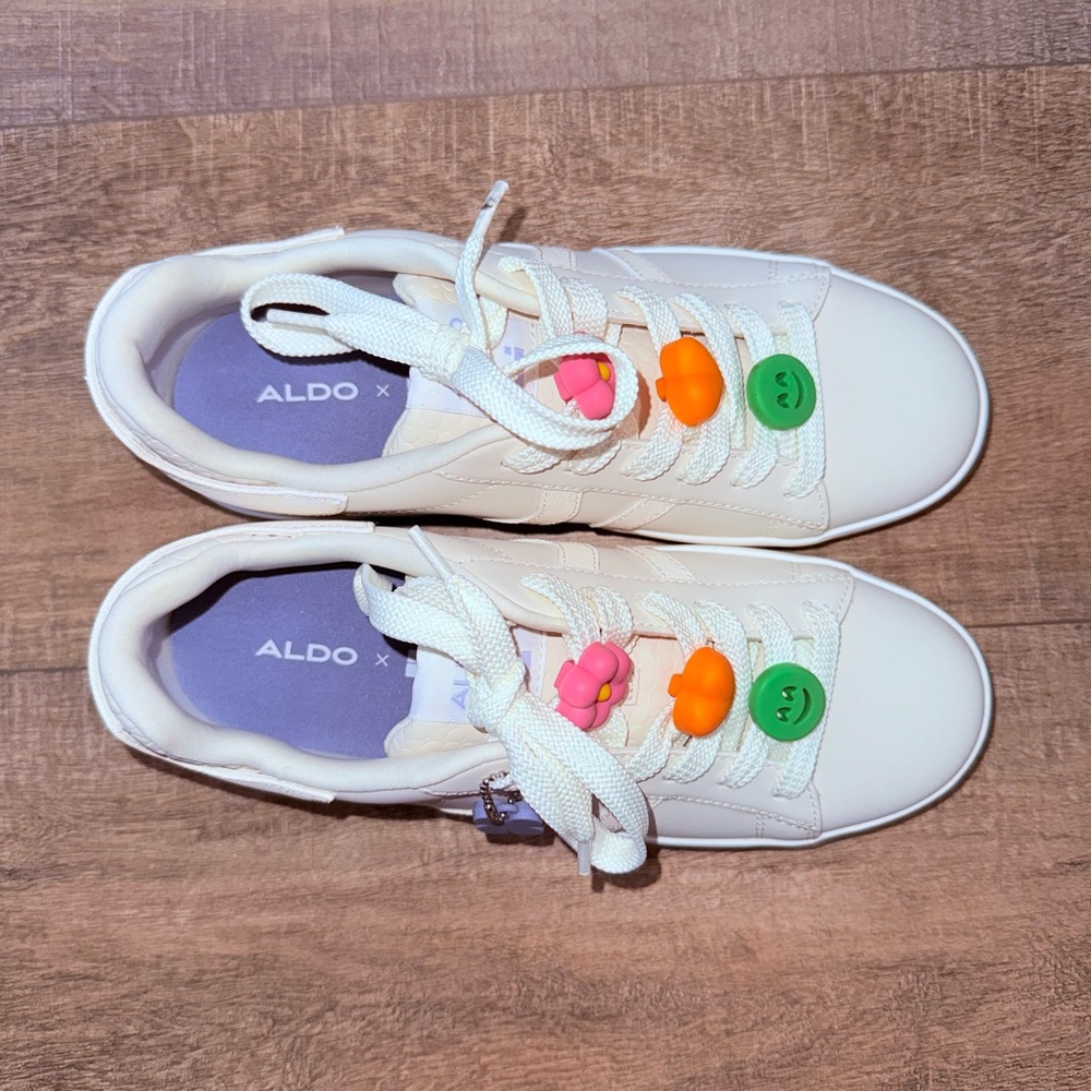 Aldo Women’s Sneakers - Picture 2 of 4